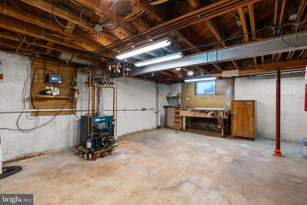Photo of 7908 BROOKLYN BRIDGE ROAD