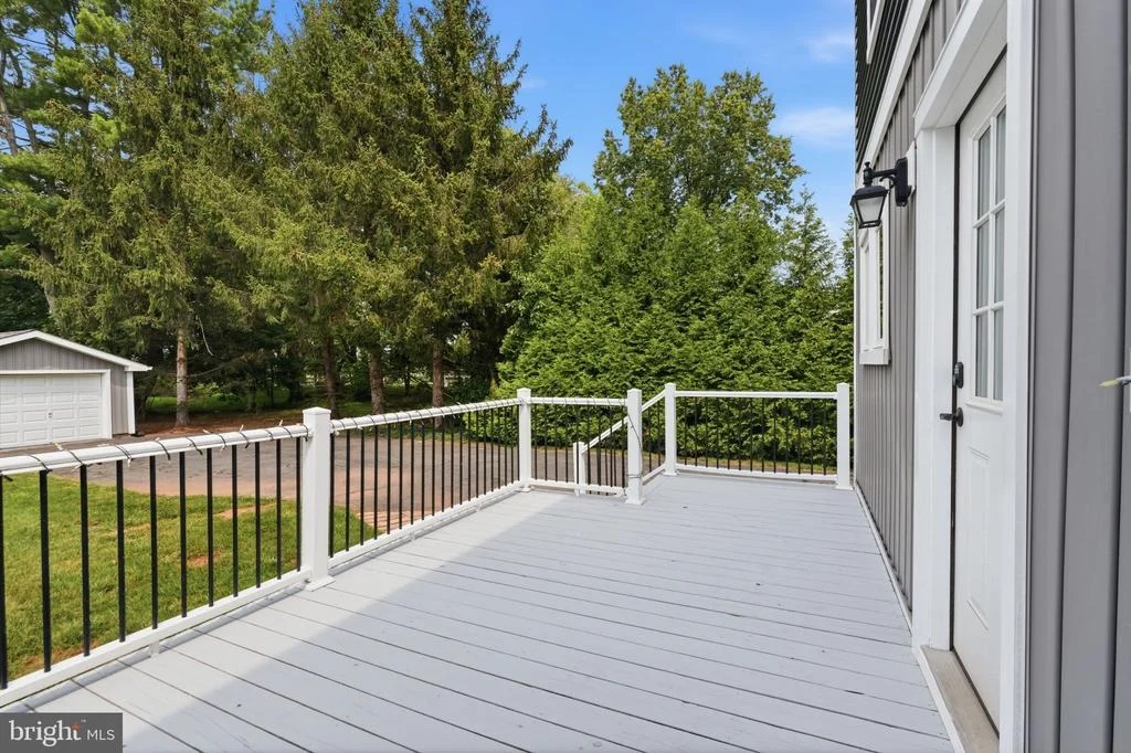 Photo of 1633 REED ROAD