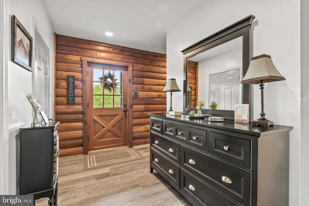 Photo of 9124 HAWBOTTOM ROAD