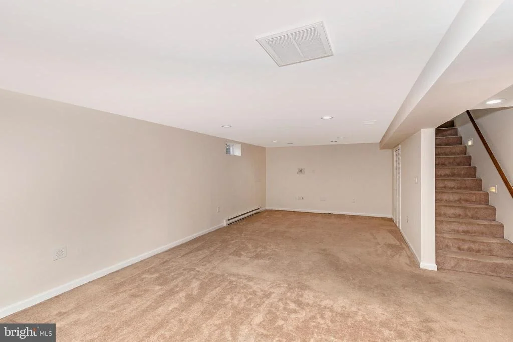 Photo of 16520 WALNUT HILL ROAD