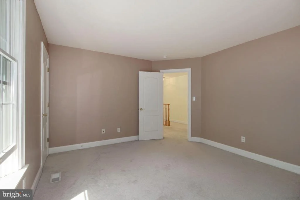 Photo of 1105 THOMPSON WAY