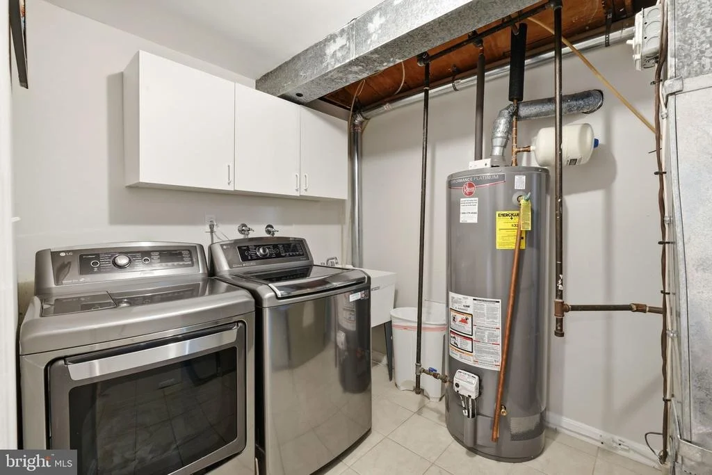 Photo of 3800 QUEEN MARY DRIVE