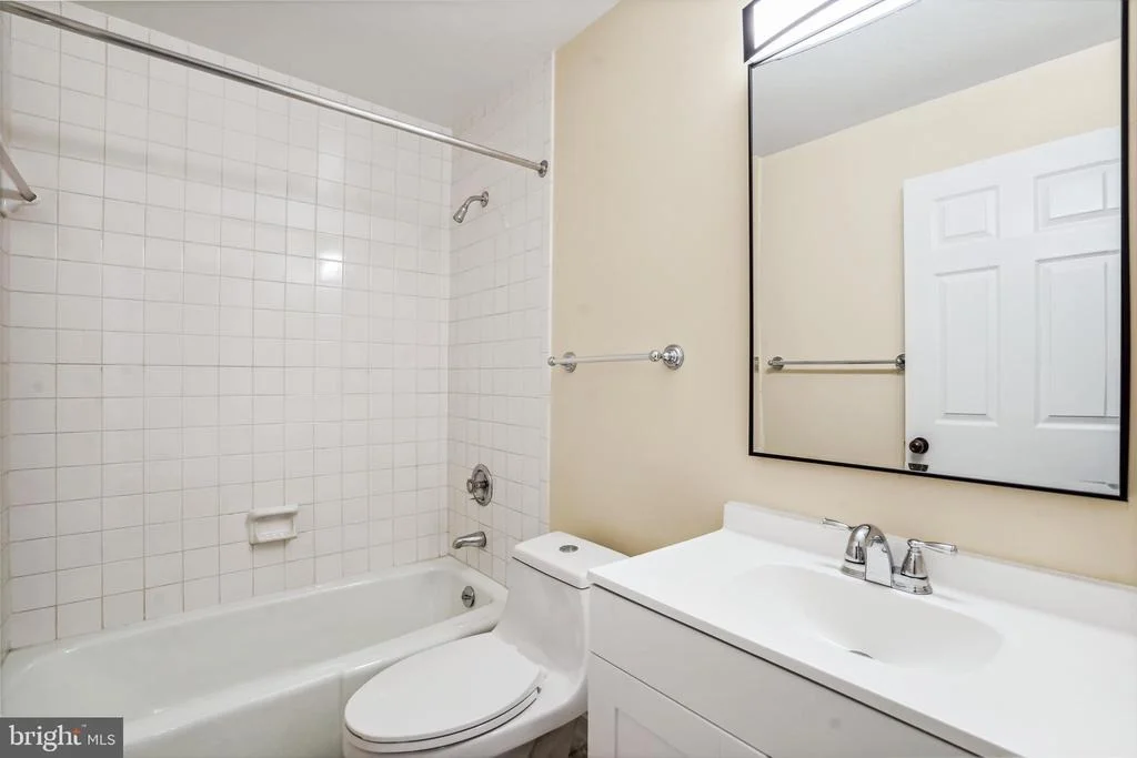 Photo of 4119 N RIDGEVIEW ROAD