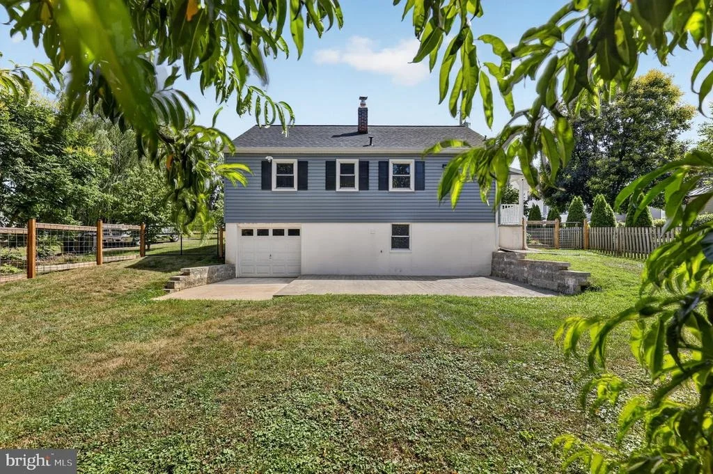 Photo of 203 FREDERICK AVENUE