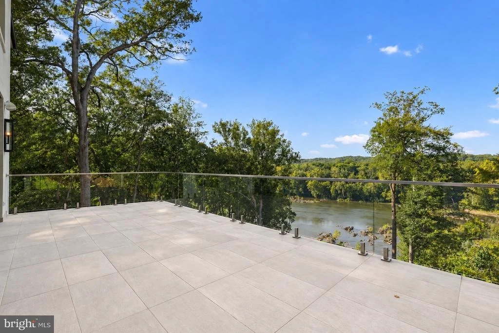 Photo of 620 RIVERCREST DRIVE