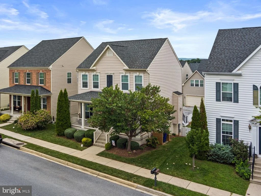 Photo of 2115 BATTERY LANE