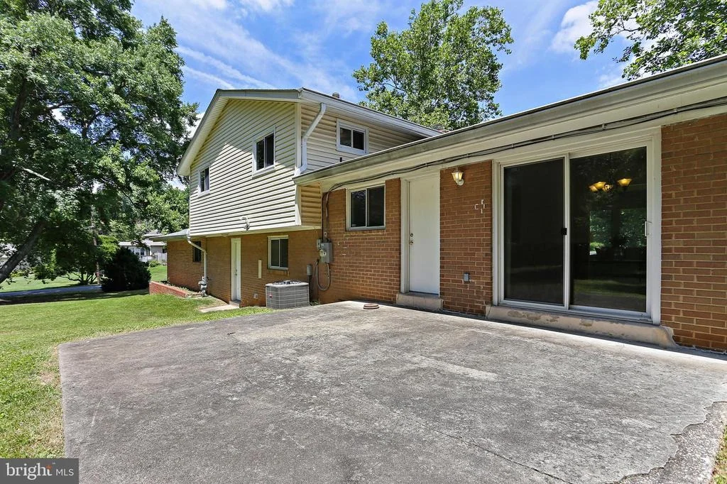 Photo of 13324 SHERWOOD FOREST DRIVE