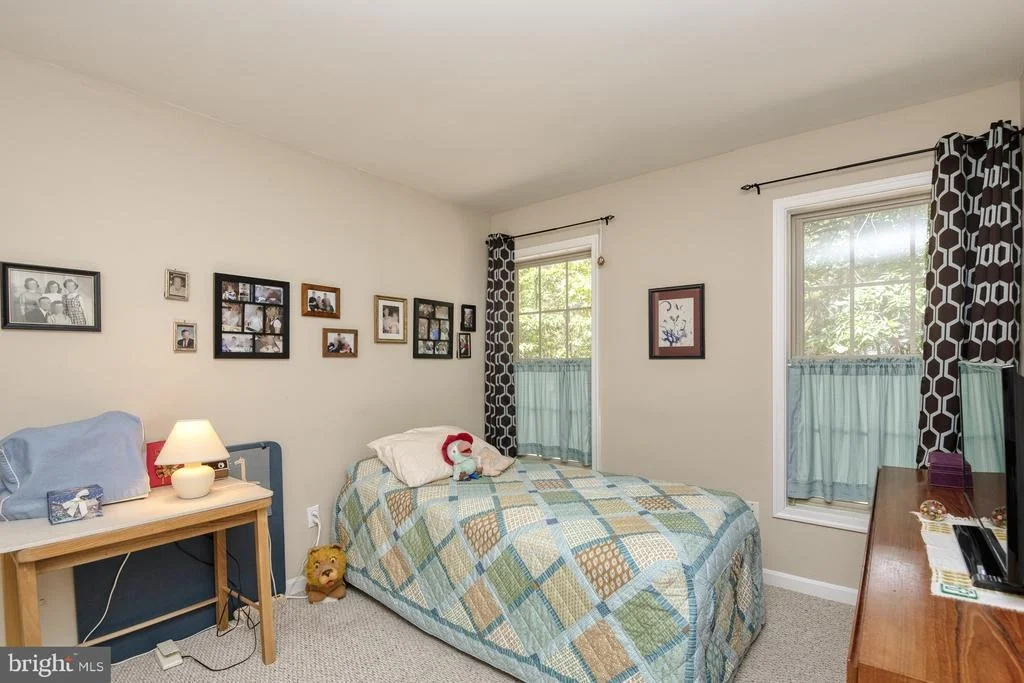 Photo of 23523 HOLLY CIRCLE