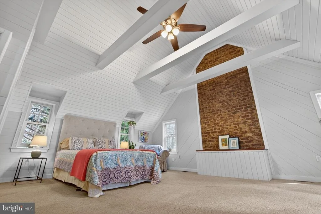 Photo of 17641 RAVEN ROCKS ROAD