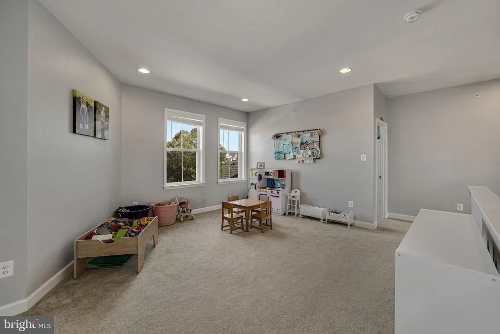 Photo of 11007 TINDER BOX