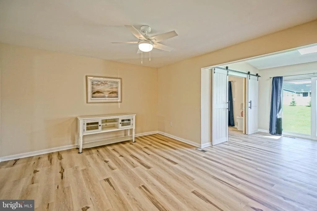 Photo of 24 ARNELL ROAD