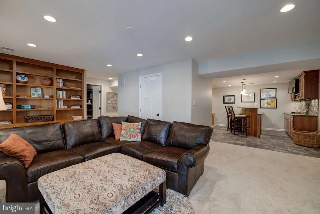 Photo of 8508 HEATHER POINT DRIVE