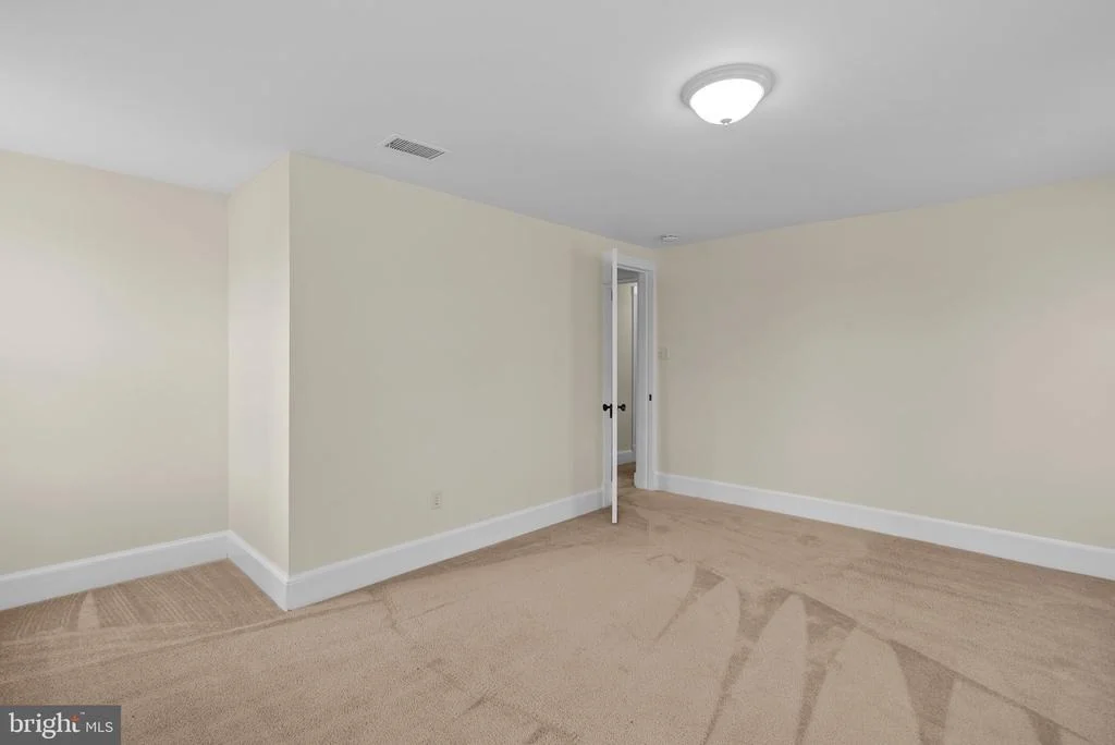 Photo of 3838 BELL ROAD