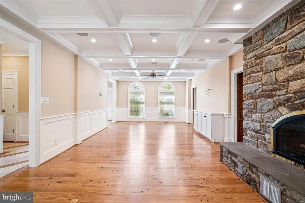 Photo of 8849 TUCKERMAN LANE
