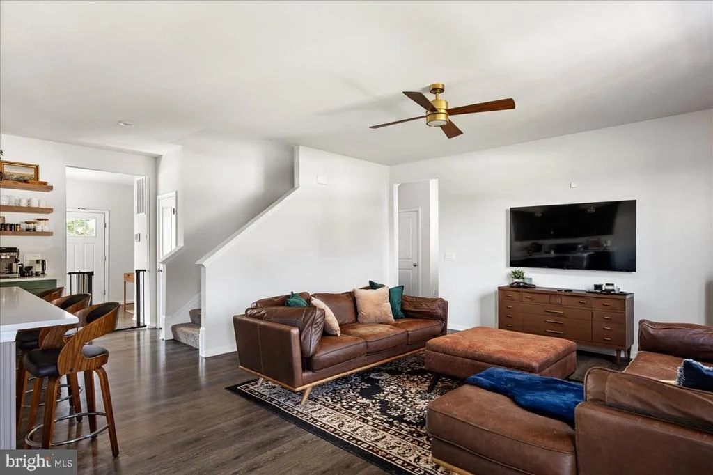 Photo of 320 TYSON DRIVE