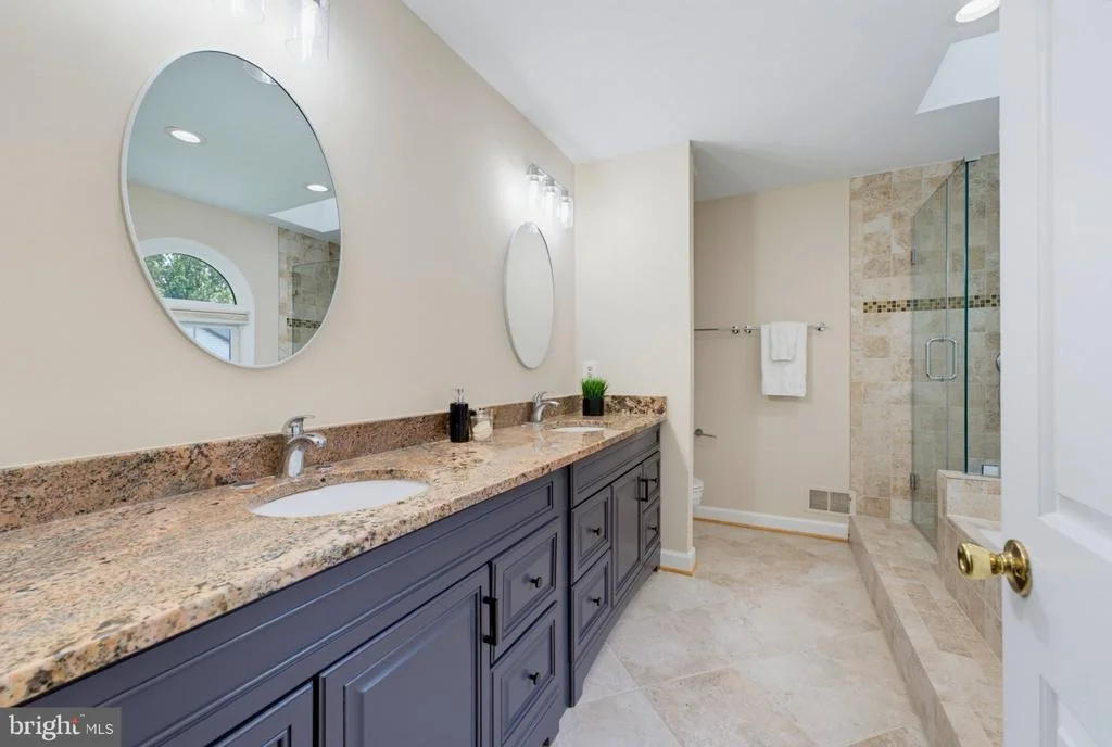 Photo of 7827 BELLEFLOWER DRIVE
