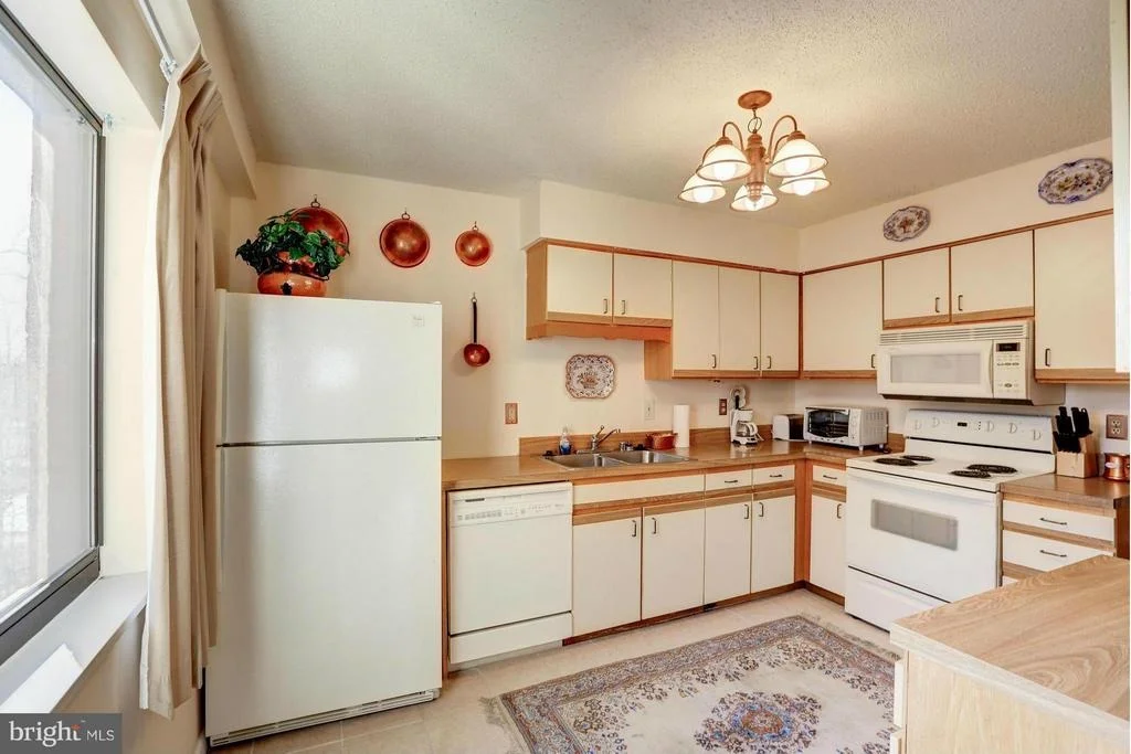 Photo of Unit 3426 at 15115 INTERLACHEN DRIVE