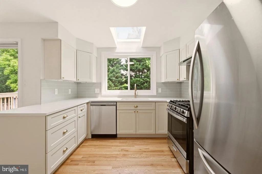 Photo of 11117 MIDVALE ROAD