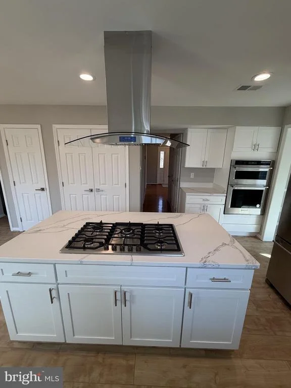 Photo of 6111 RICHMANOR TERRACE