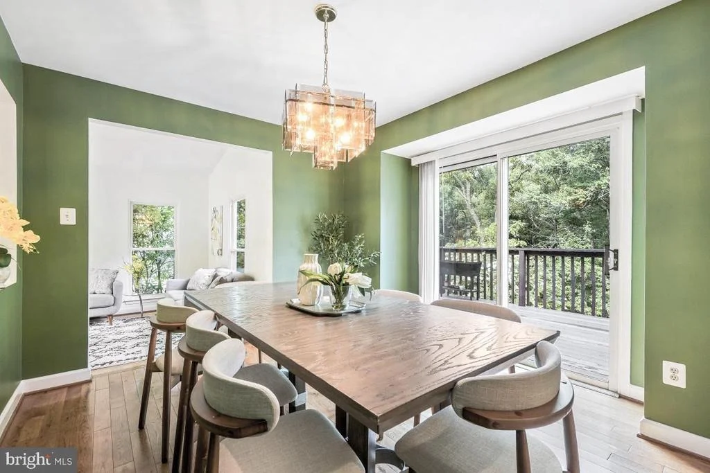 Photo of 14652 WOONSOCKETT DRIVE