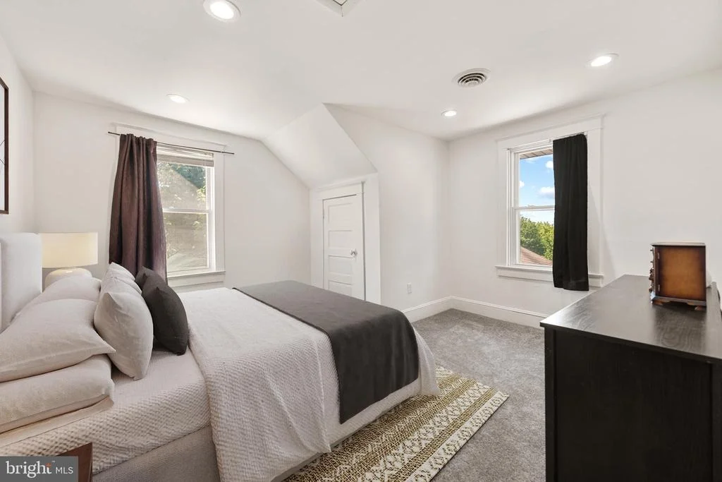 Photo of 27412 RIDGE ROAD