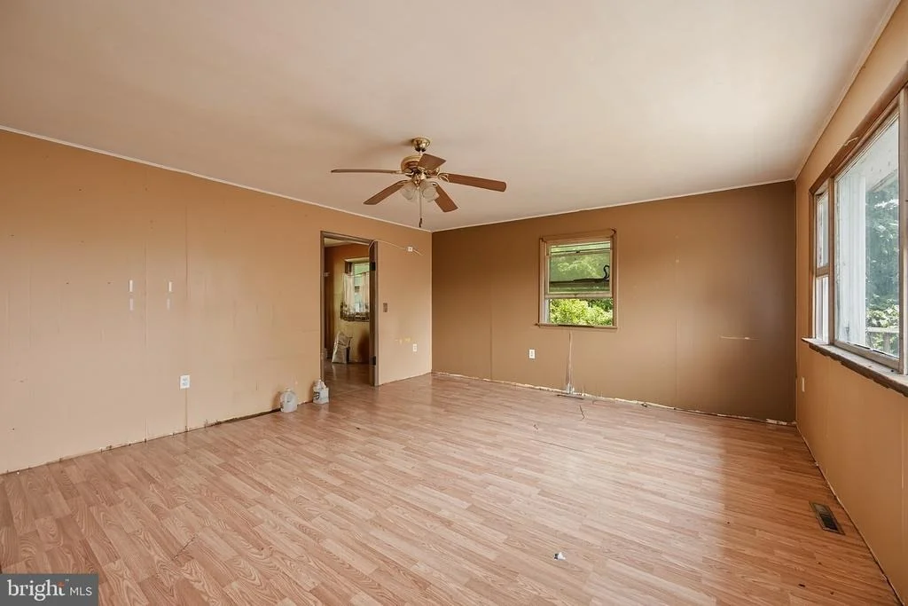Photo of 828 LEE ROAD