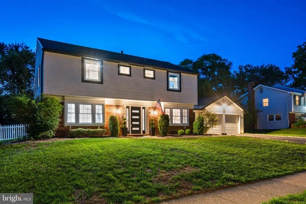Photo of 4202 MINSTRELL LANE