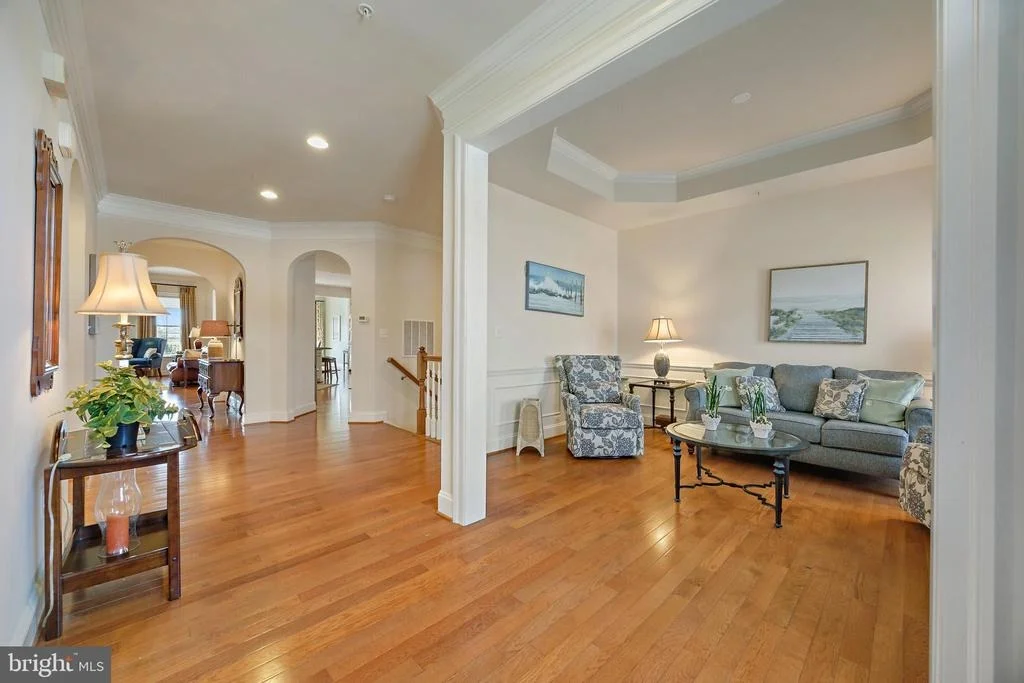 Photo of 2926 LEVEE DRIVE