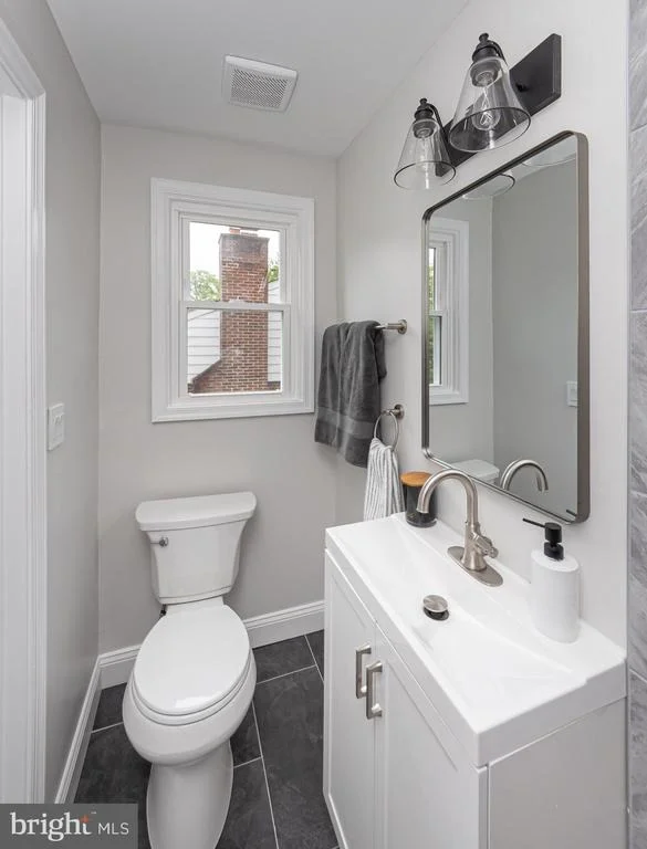 Photo of 536 BROOK ROAD