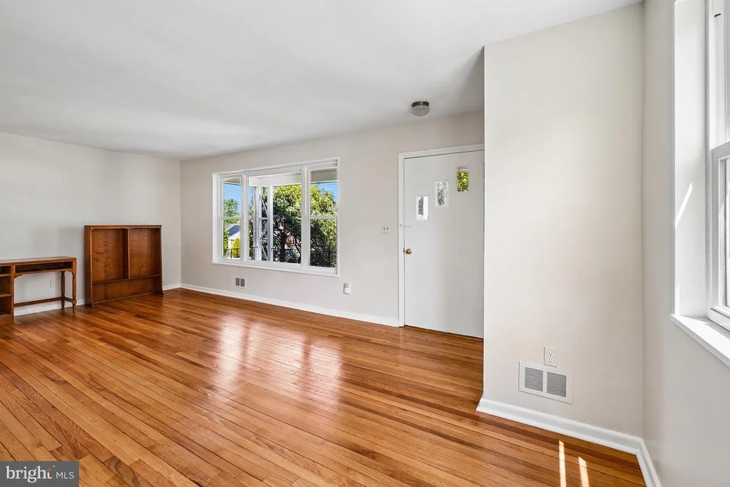 Photo of 1615 PARHAM PLACE