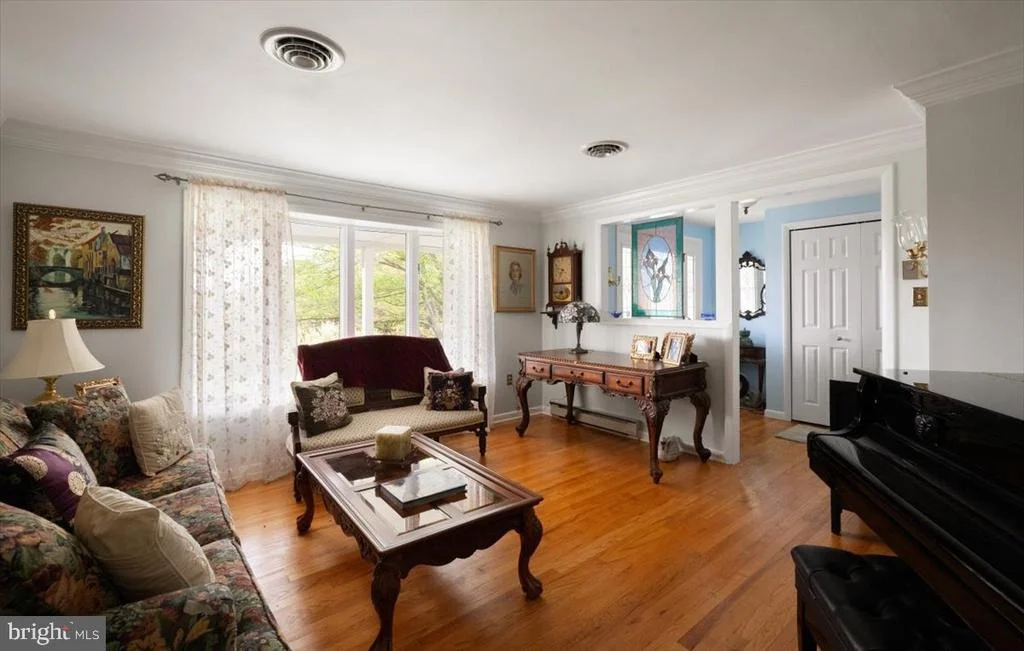 Photo of 1049 LAUREL GROVE ROAD