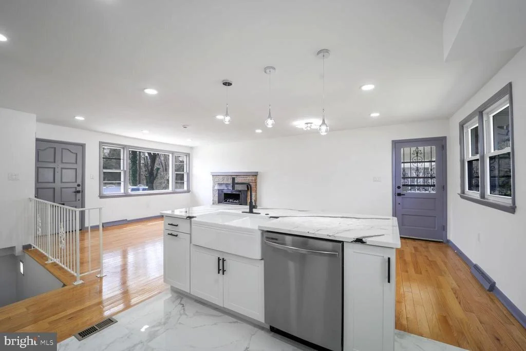 Photo of 5006 MATHILDA LANE