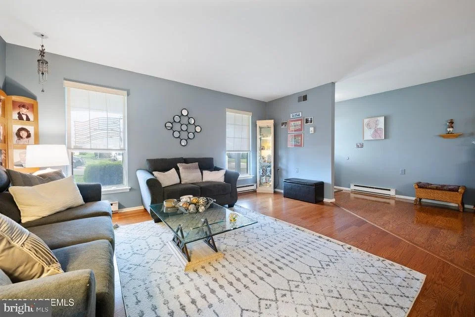 Photo of 73 REDHILL