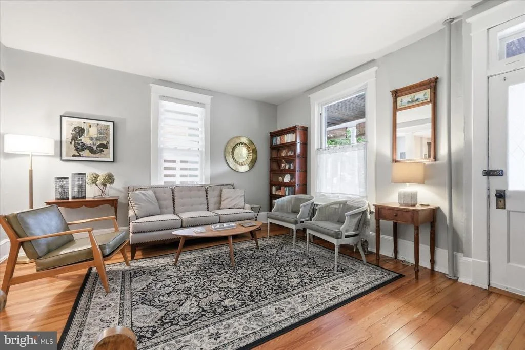 Photo of 512 ELM STREET