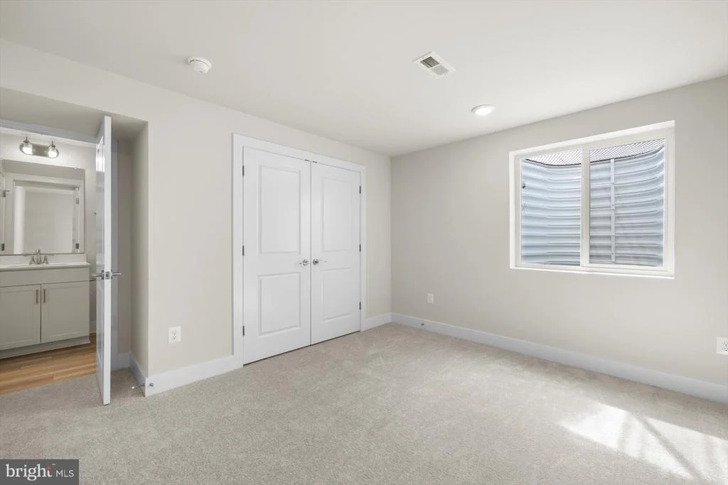 Photo of 9191 PEACH TREE DRIVE