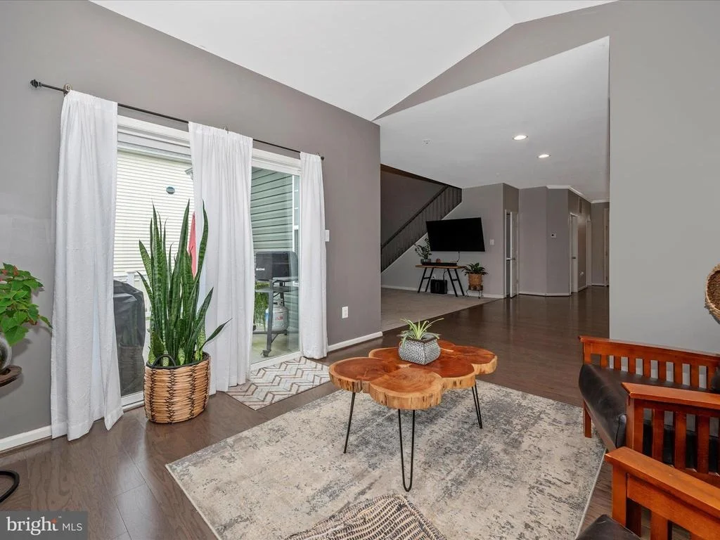 Photo of 9334 DRUMMAN DRIVE