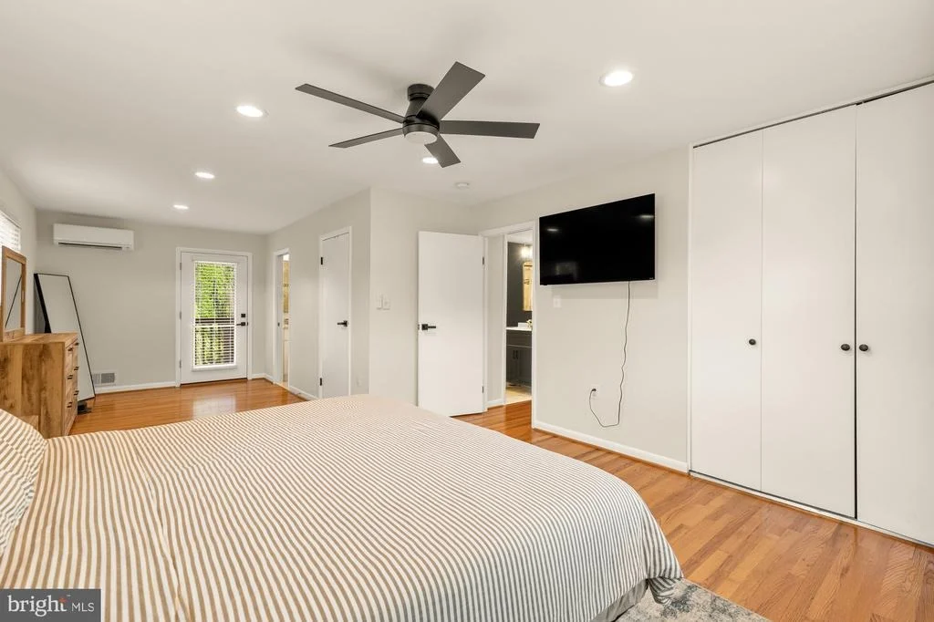 Photo of 5010 KING RICHARD DRIVE