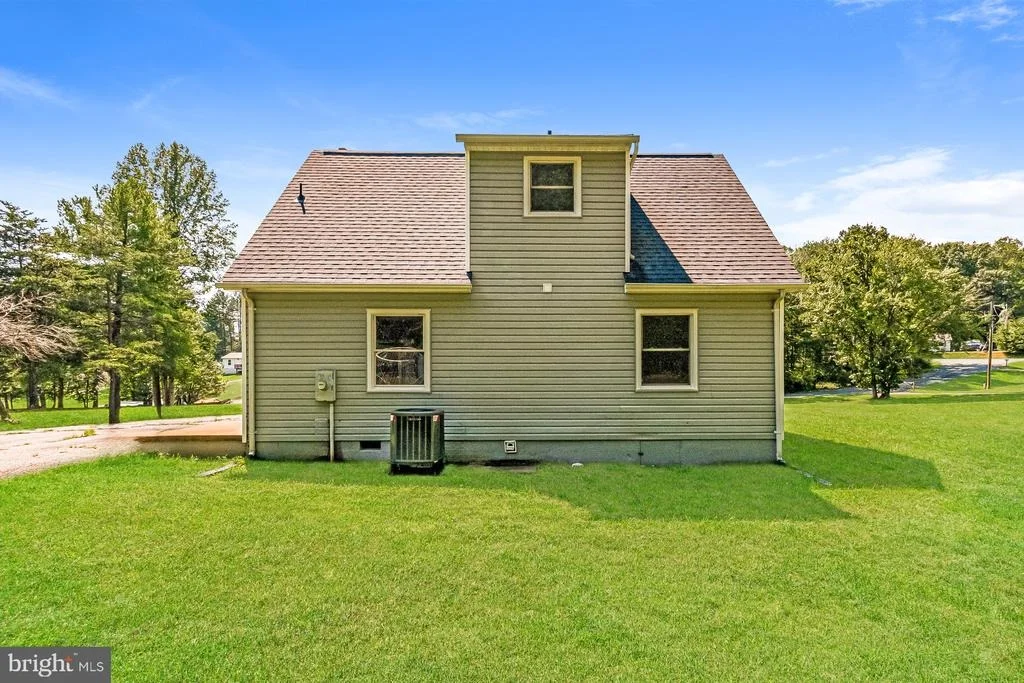 Photo of 9577 ROYS LANE