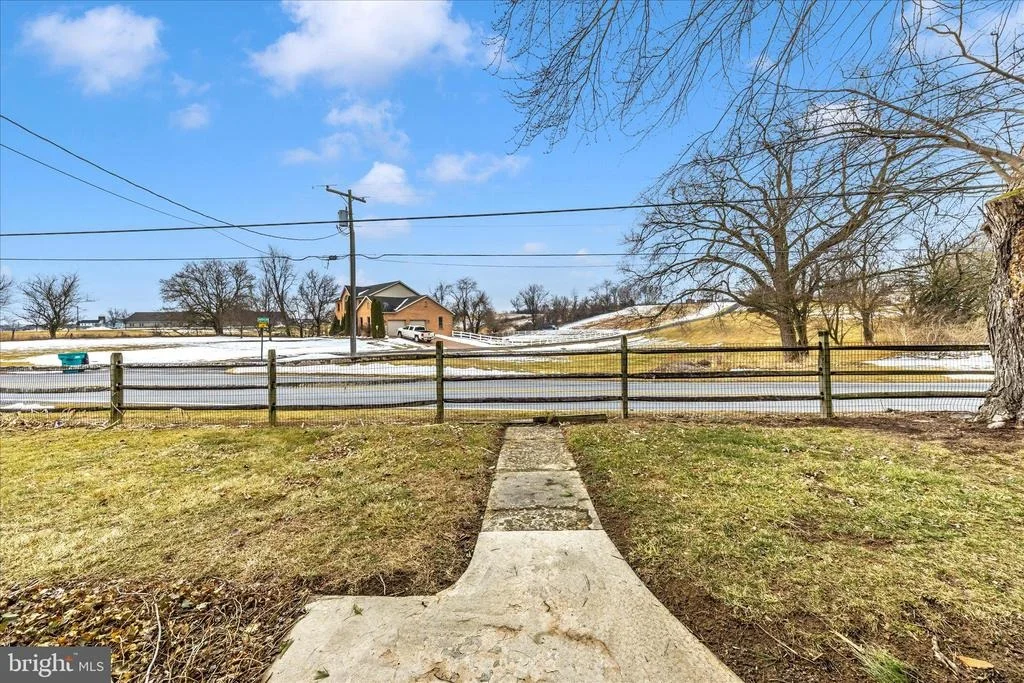Photo of 14243 CEARFOSS PIKE
