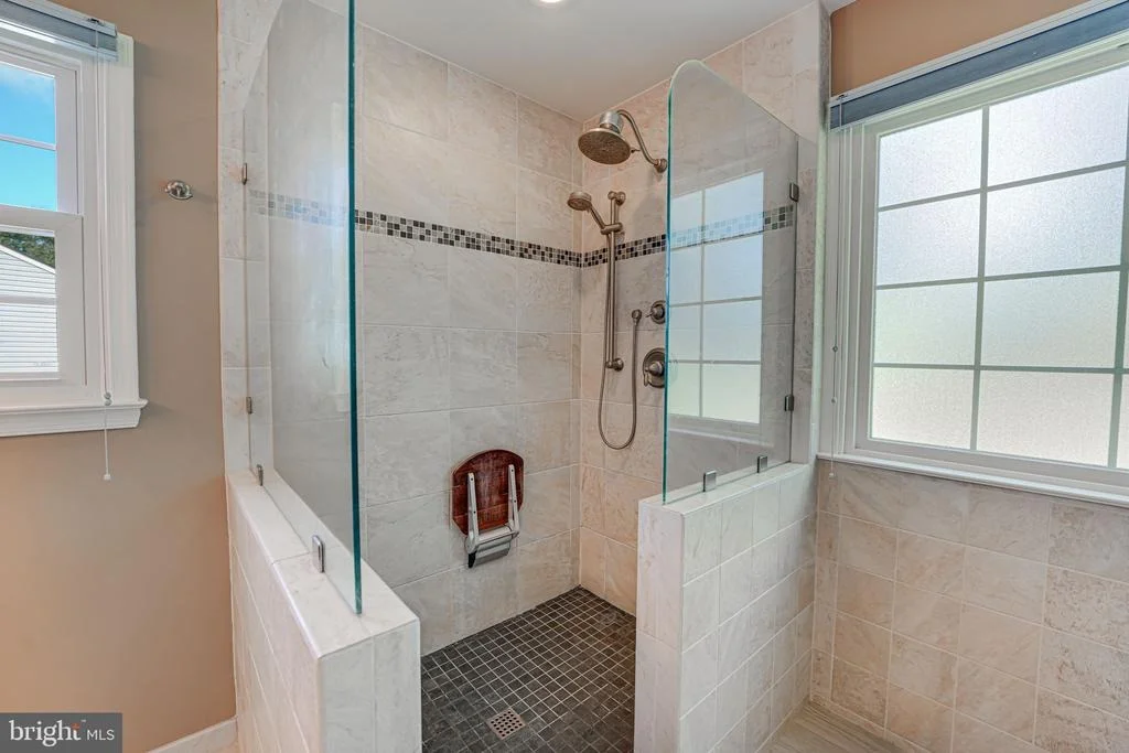 Photo of 14 CHRISTOPHER WAY