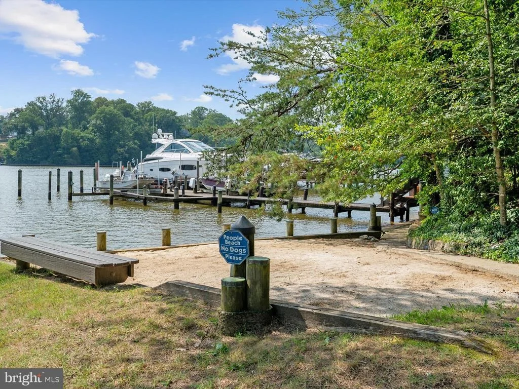 Photo of 778 BON HAVEN DRIVE