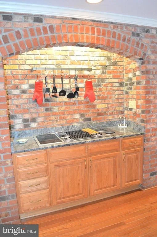 Photo of 7990 WHITTING DRIVE