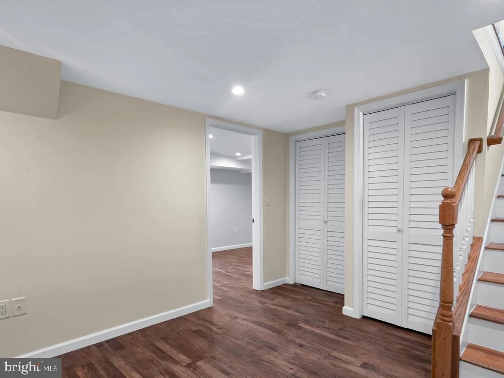 Photo of 5021 AYERS PLACE SE