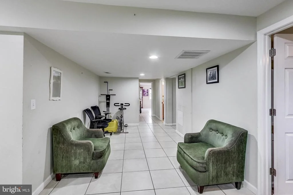 Photo of 13304 DAUPHINE STREET