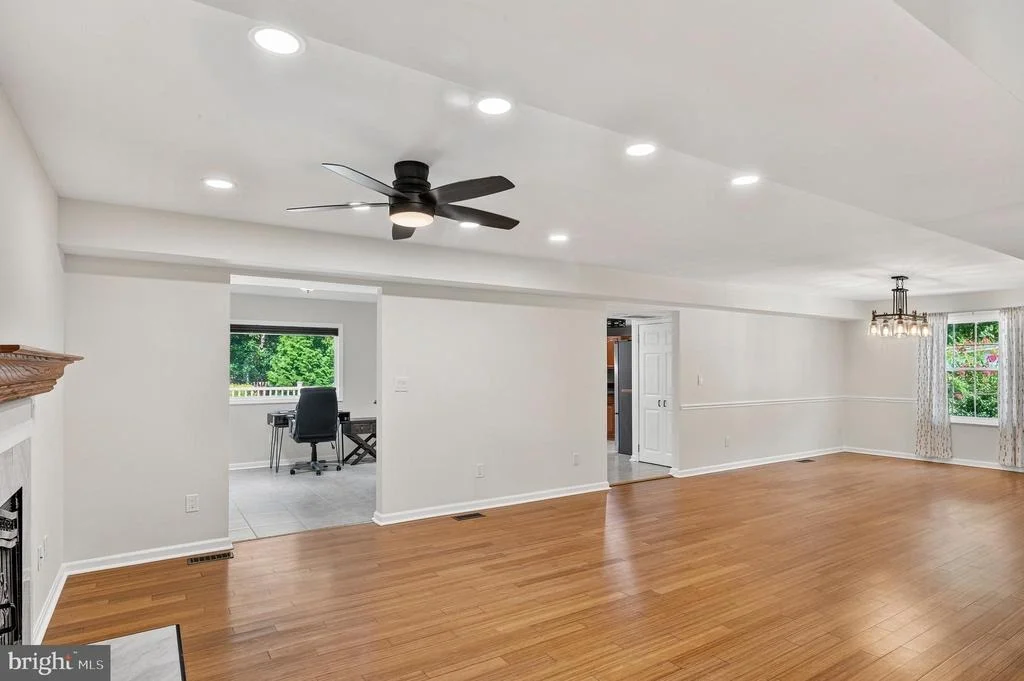 Photo of 1007 HARBOR DRIVE