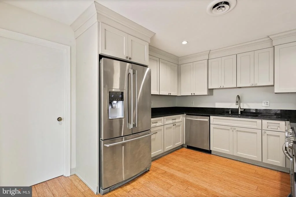 Photo of 1668 WINCHESTER ROAD