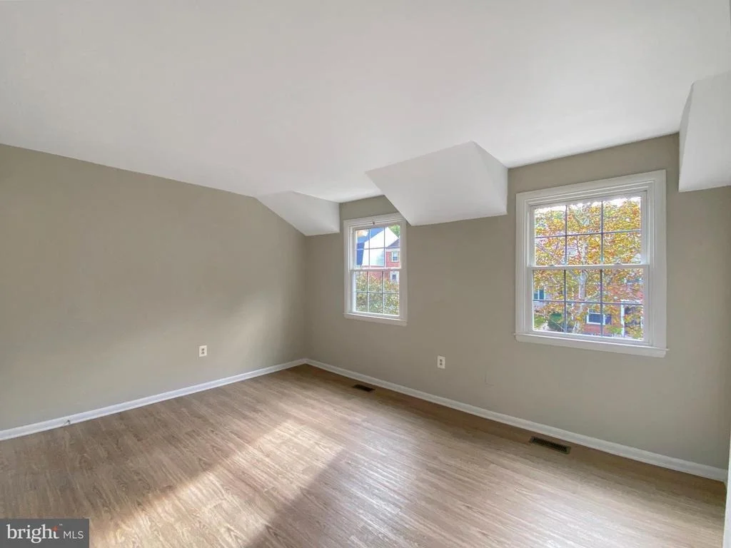 Photo of Unit 2C at 8486 IMPERIAL DRIVE