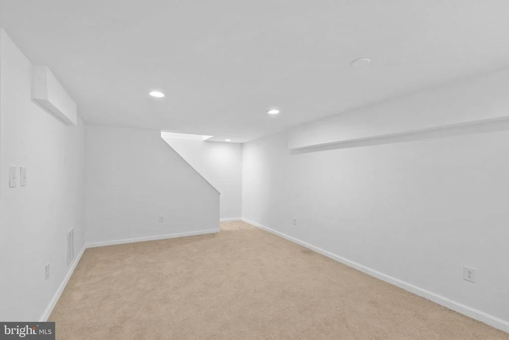 Photo of 5637 HIGH TOR HILL