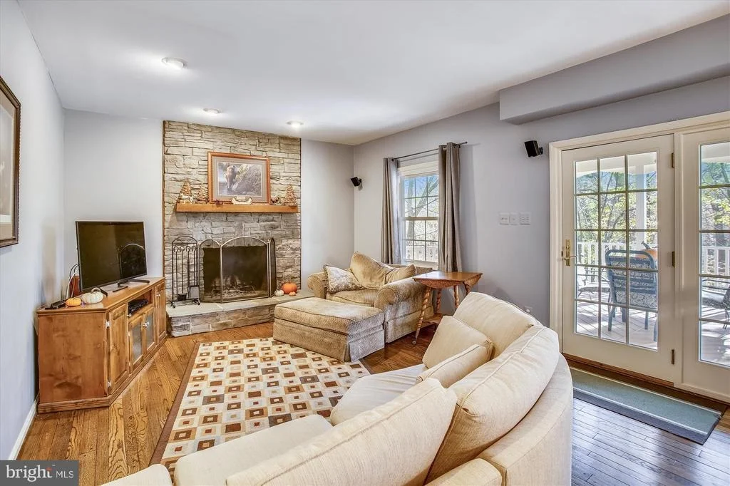 Photo of 7321 WALNUT KNOLL DRIVE