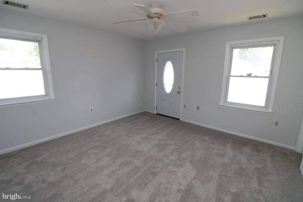 Photo of 439 CENTER STREET